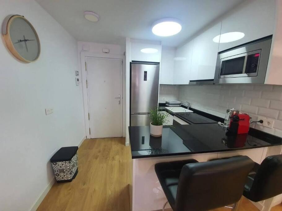Beautiful Sea Views Cozy Apartment 350 M From Beach Benalmádena Esterno foto