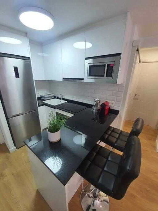 Beautiful Sea Views Cozy Apartment 350 M From Beach Benalmádena Esterno foto