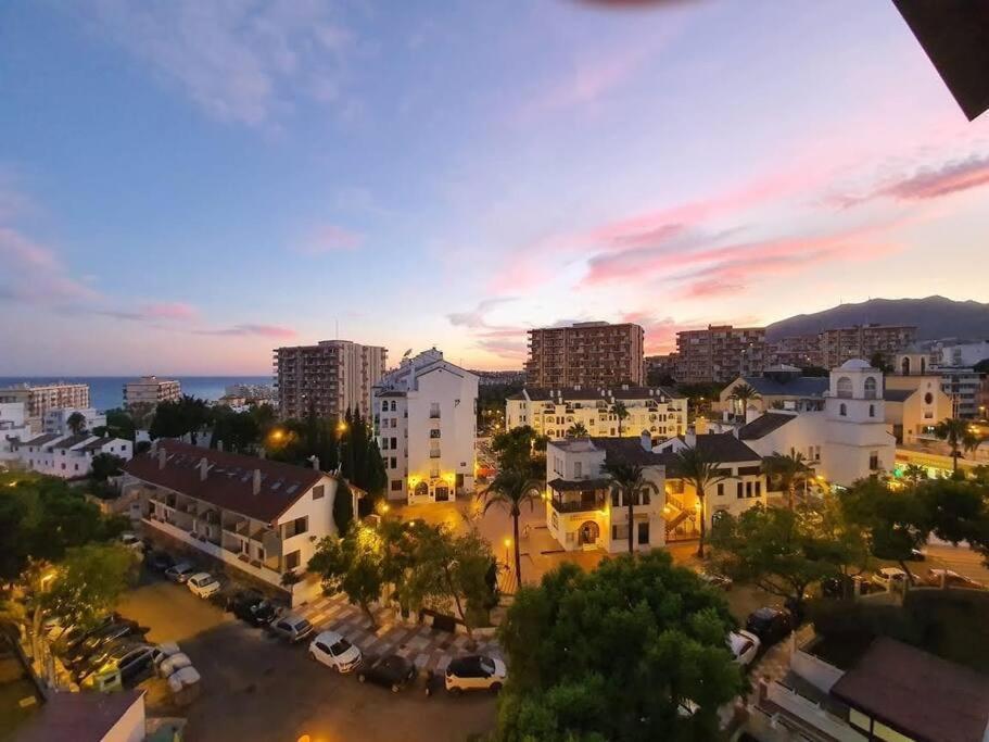 Beautiful Sea Views Cozy Apartment 350 M From Beach Benalmádena Esterno foto