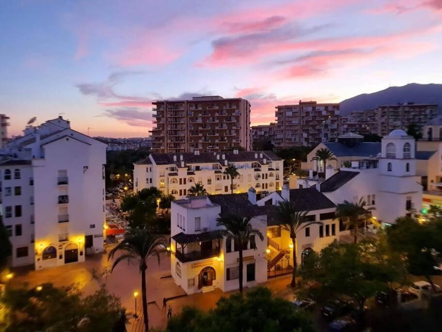 Beautiful Sea Views Cozy Apartment 350 M From Beach Benalmádena Esterno foto