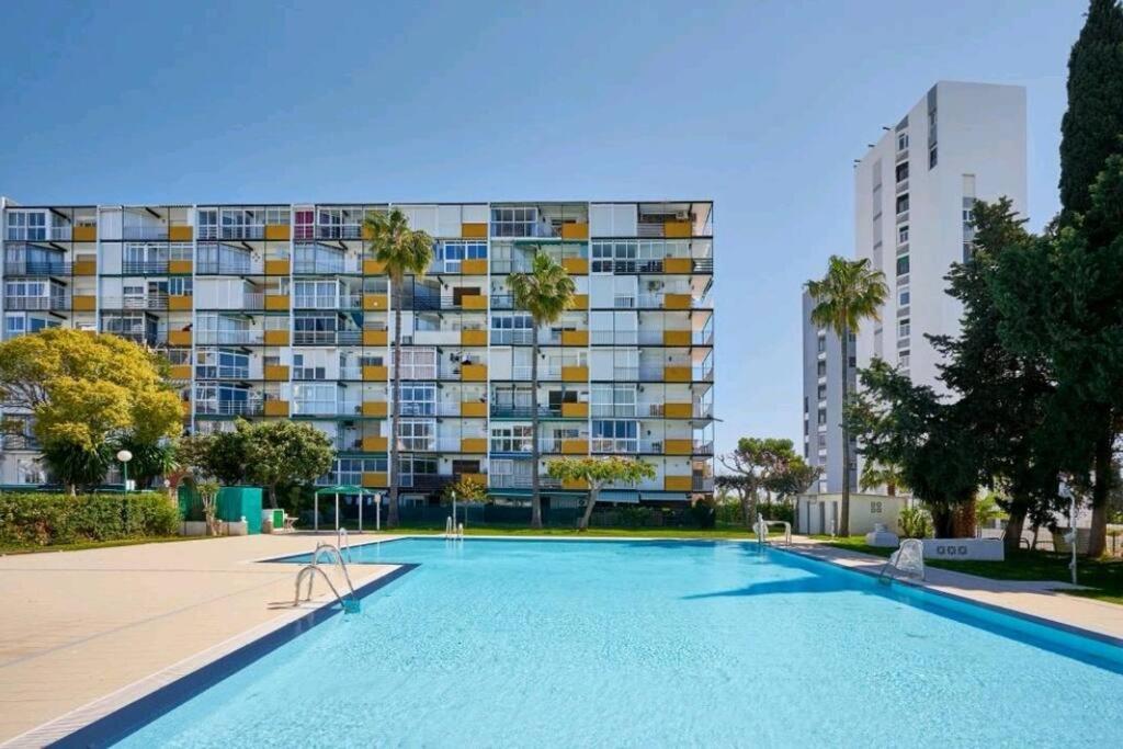 Beautiful Sea Views Cozy Apartment 350 M From Beach Benalmádena Esterno foto