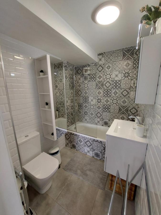 Beautiful Sea Views Cozy Apartment 350 M From Beach Benalmádena Esterno foto