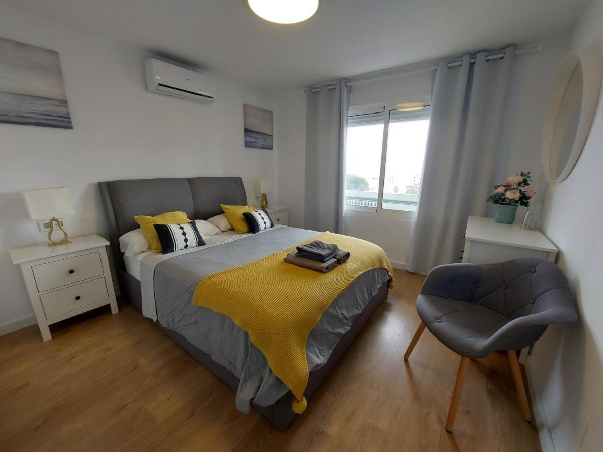 Beautiful Sea Views Cozy Apartment 350 M From Beach Benalmádena Esterno foto