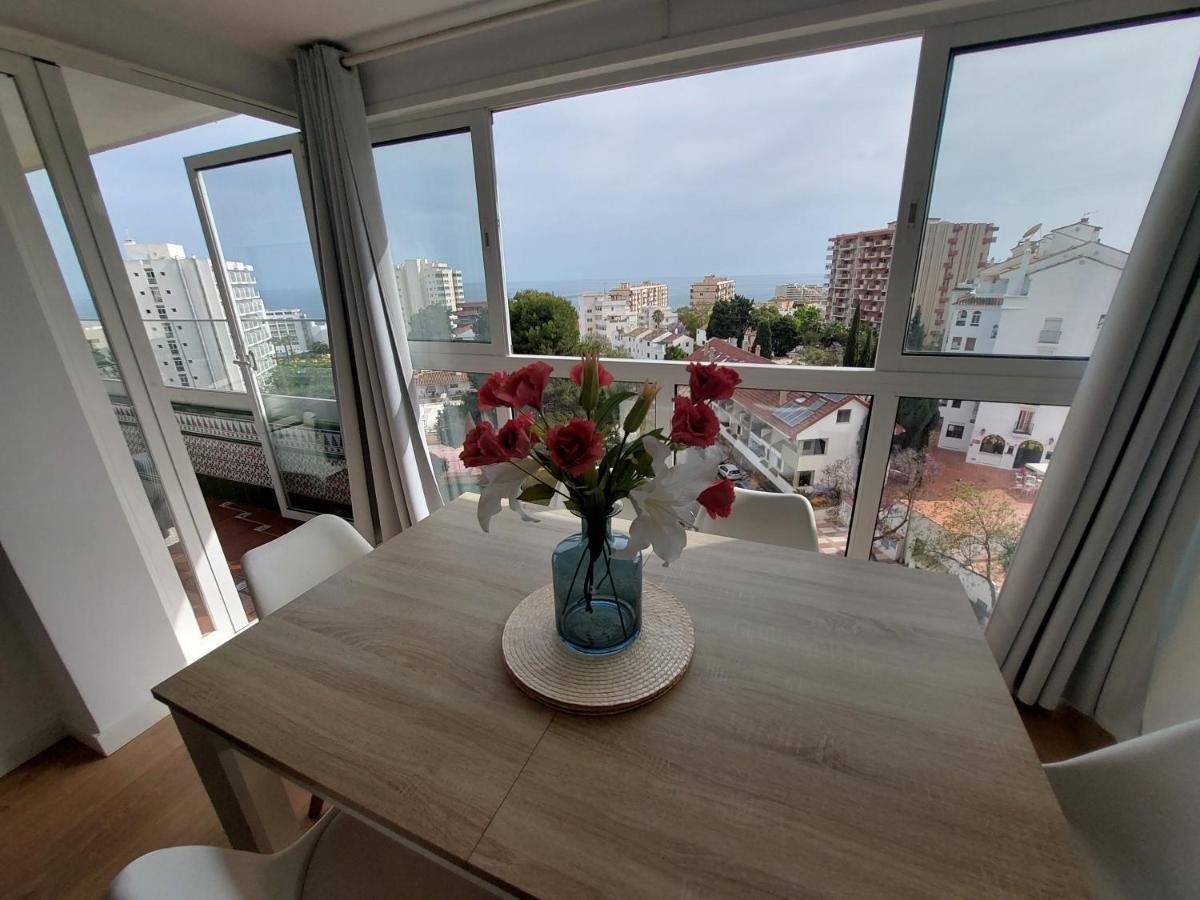 Beautiful Sea Views Cozy Apartment 350 M From Beach Benalmádena Esterno foto